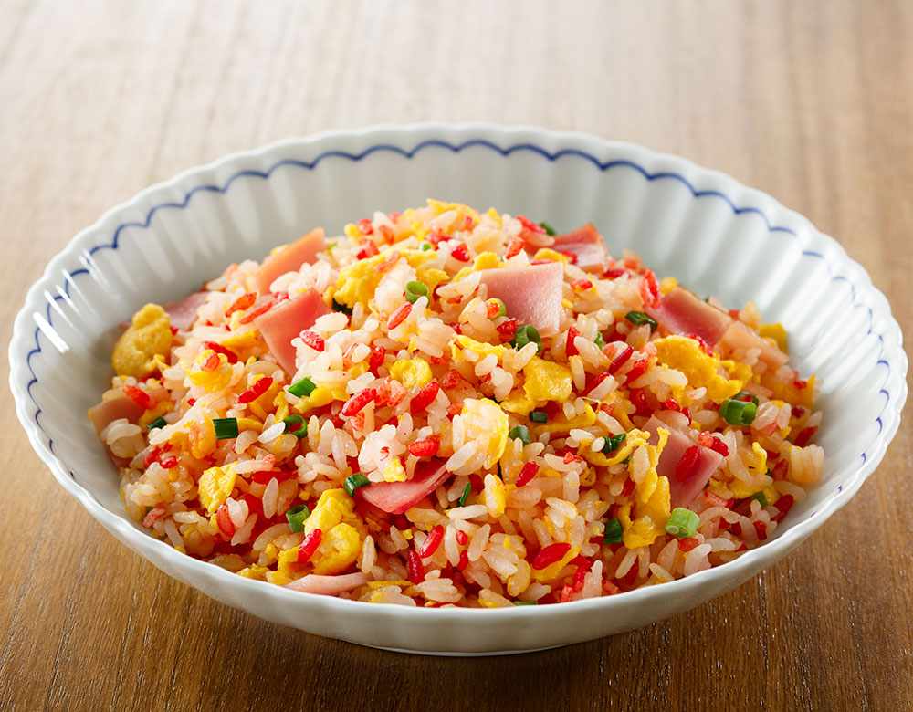 紅麹の紅チャーハン