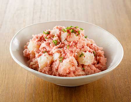 紅色ポテトサラダ